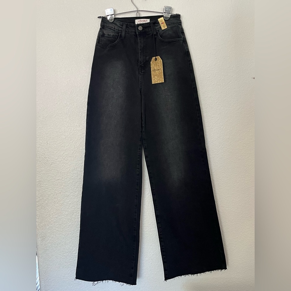 Nwt Vibrant M.I.U. Black High Rise Distressed Wide Leg Jeans Size: 3